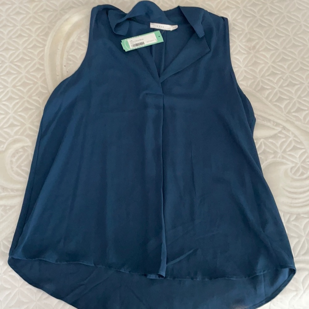 Blue flowy top